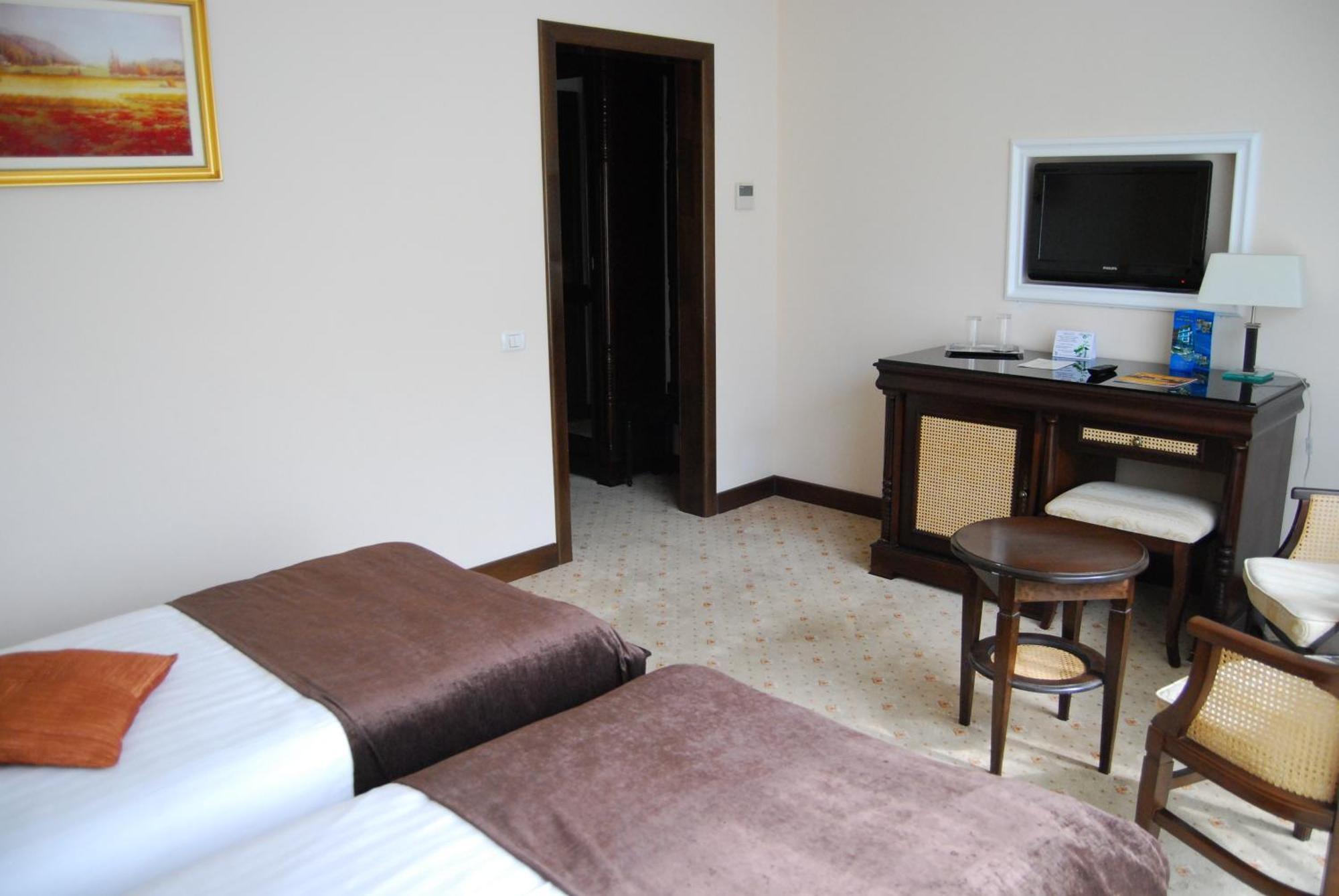 Hotel Zodiac Constanta Exterior photo